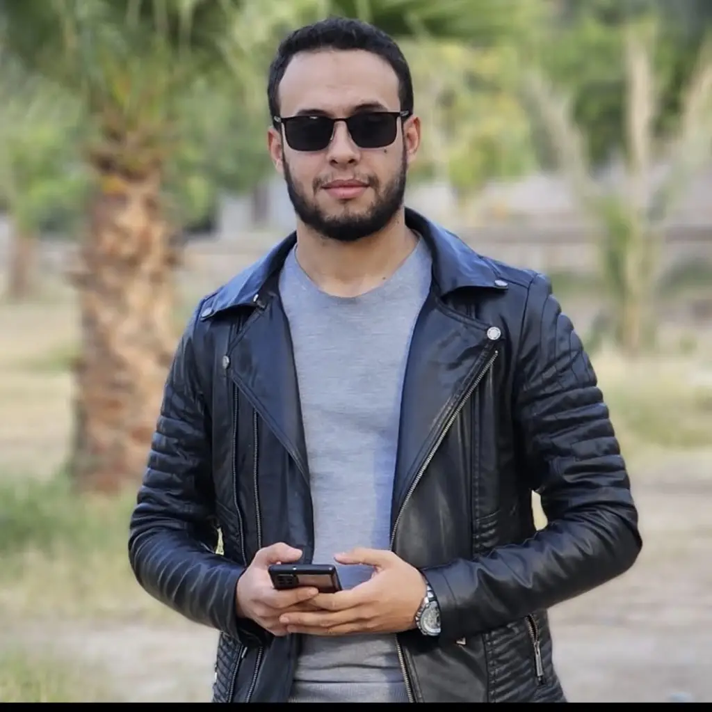 خالد بن سعيد